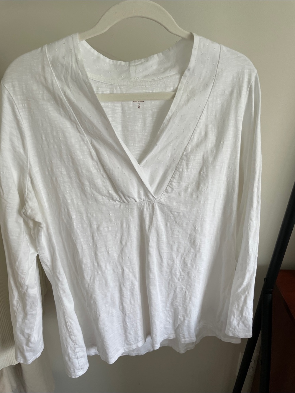 Coldwater Creek White V-Neck Long Sleeve Top